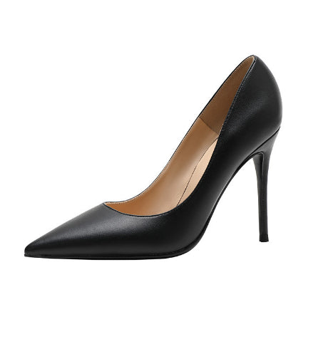 Shallow pointed high heels